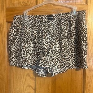 Joyspun Women's  Leopard Print Shorts